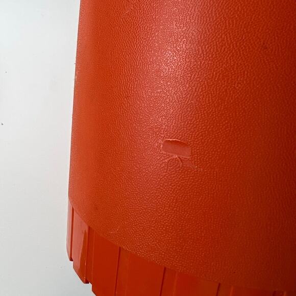 Vintage Tupperware Early 70's Orange Pitcher 2.2 Liter Push Button Vacuum Lid - Picture 8 of 9